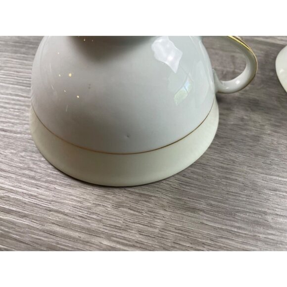 Taiyo China Tea Cup and Saucer Set Floral with Gold Trim Made in Occupied Japan - Picture 9 of 16